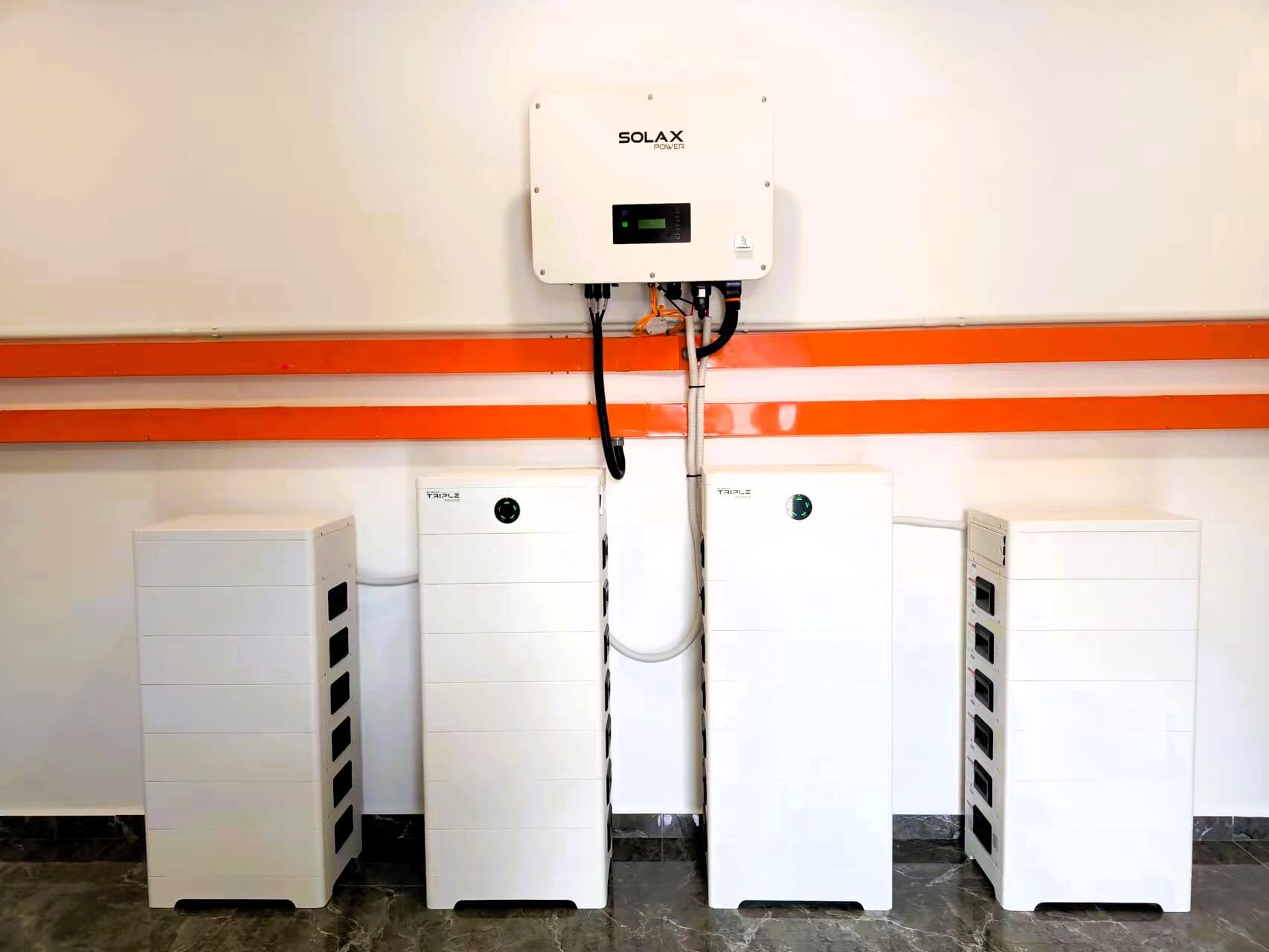 1748939331974029.jpg Selangor, Malaysia  85kWp PV System  3 x 20kW Hybrid Inverters (Parallel)  280kWh Battery (3.6kWh x 78pcs) (5).jpg